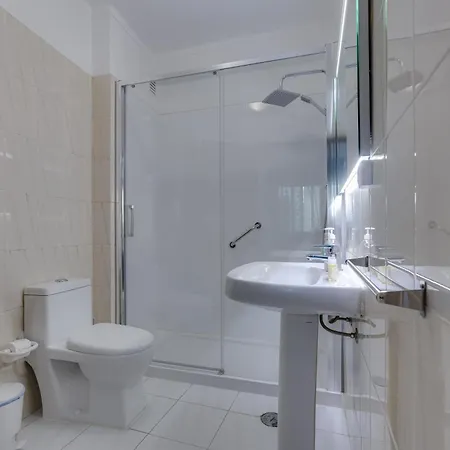 Апартаменти Presidente - Amplo 6 Pessoas Com Parking E A 10 Min Da Da Rocha