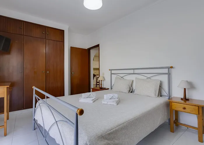 Presidente - Amplo 6 Pessoas Com Parking E A 10 Min Da Da Rocha *